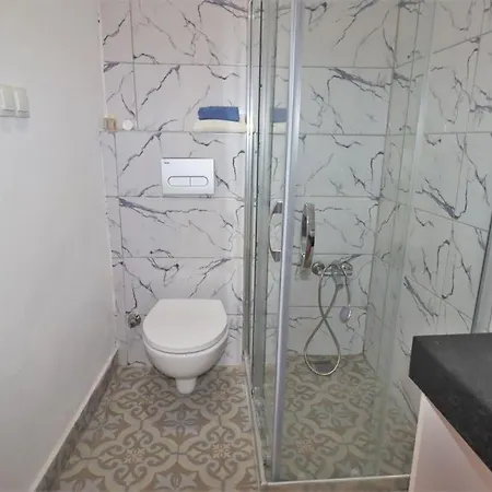 Feine Mitten Im Zentrum * Kusadasi
