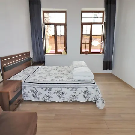 Feine Mitten Im Zentrum Apartamento Kusadasi