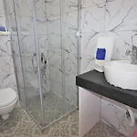 Apartment Feine Mitten Im Zentrum Kusadasi
