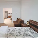 Feine Mitten Im Zentrum Kusadasi
