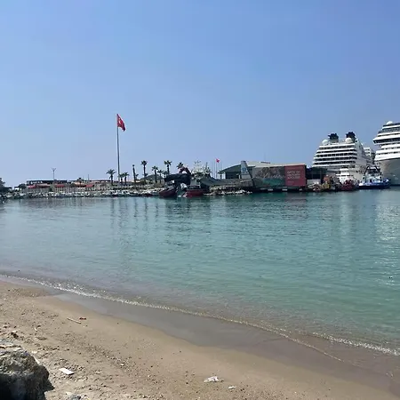 Feine Mitten Im Zentrum Apartmán Kusadası